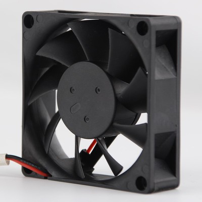 散熱風扇11.jpg 散熱風扇11.jpg